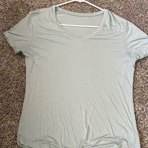 Zyia v neck tee